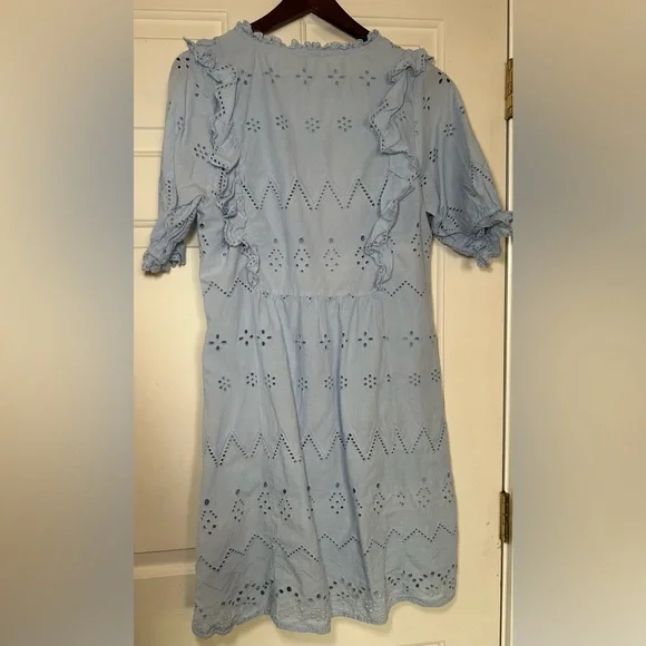 Jennifer & Grace Med Blue Eyelet Lace‎ Embriodered Short Sleeve Boho Mini Dress. - Picture 5 of 5